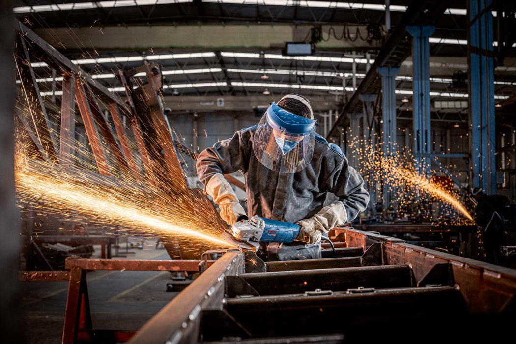 BOSCH Ugaona brusilica GWS 2400 P (06018F4300)-SBT Alati Beograd