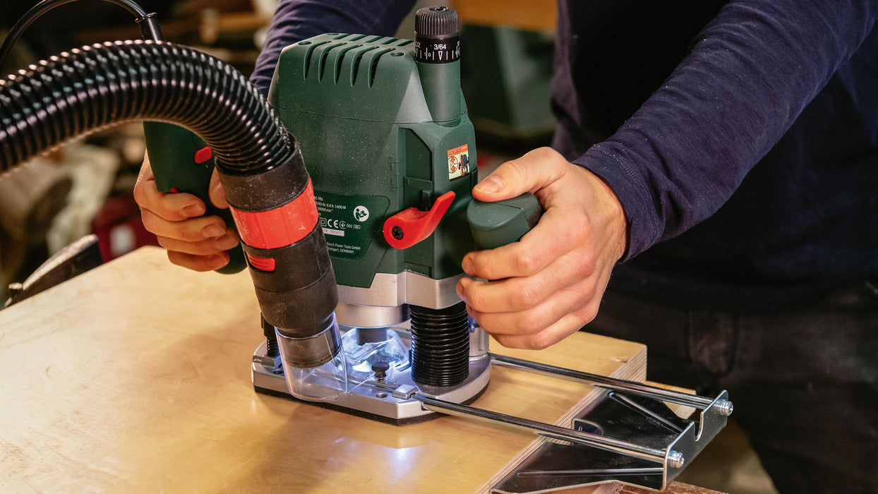 BOSCH Površinska glodalica POF 1400 ACE (060326C820)-SBT Alati Beograd