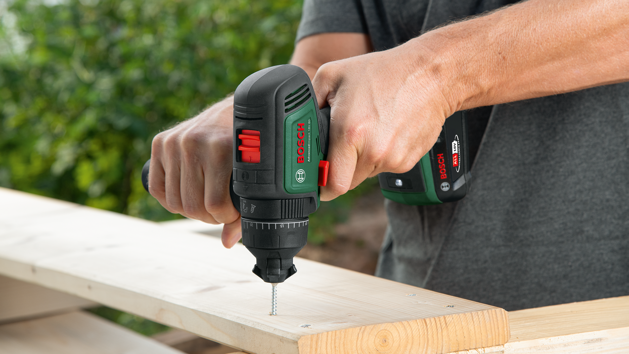 BOSCH AdvancedImpact 18V-80 QuickSnap - Akku-bušilica sa udarcima Adv.Impact 18V (06039E2103)-SBT Alati Beograd