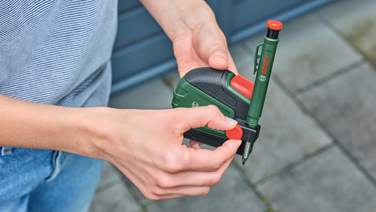 BOSCH Trakasti metar od 5 m + držač za olovku - Merna traka Tape Measure 5m incl. pencil (1600A03318)-SBT Alati Beograd