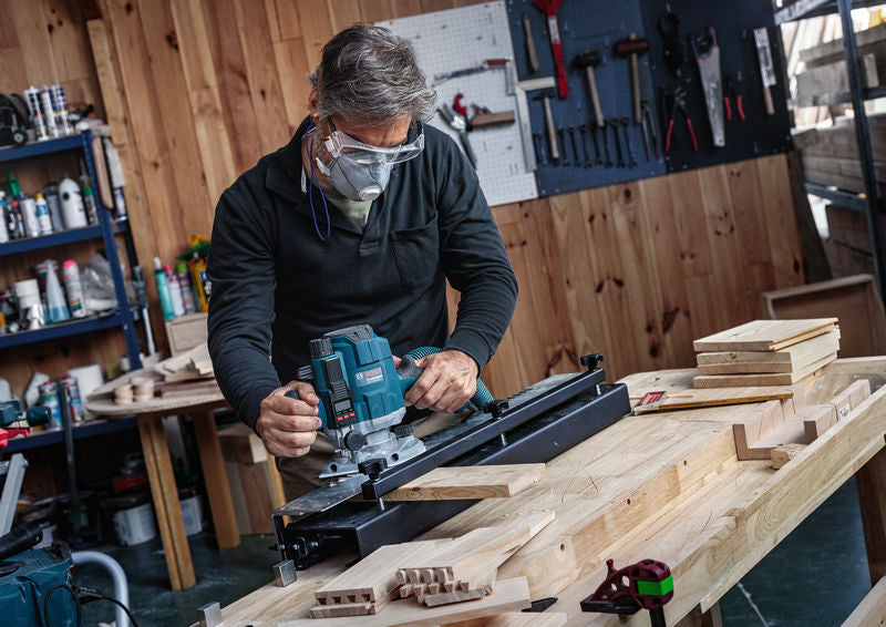 BOSCH Set PRO ravnih glodala, prihvat 1/4″, 6 delova - Set glodala 6 kom Straight 1/4" prihvat (2607017467)-SBT Alati Beograd