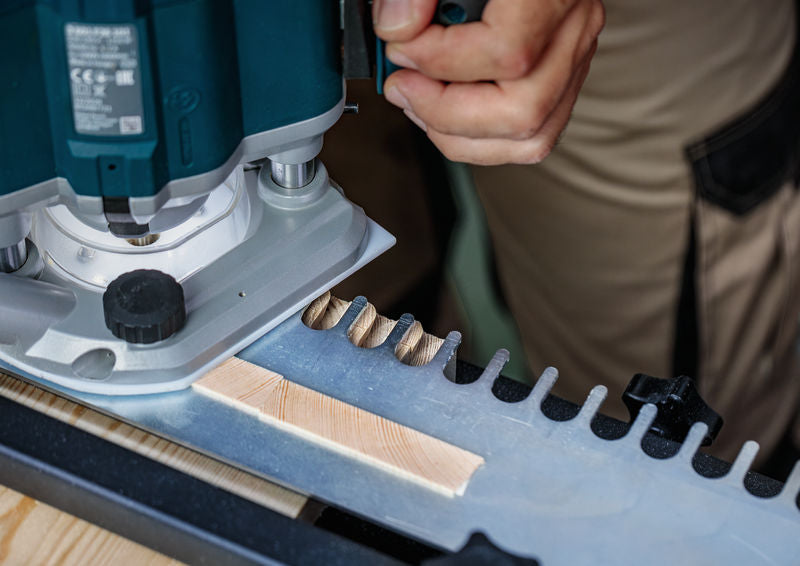 BOSCH Set PRO glodala za obaranje ivica, prihvat 1/4″, 6 delova - Set glodala 6 kom Trim&Edging 1/4" prih. (2607017470)-SBT Alati Beograd