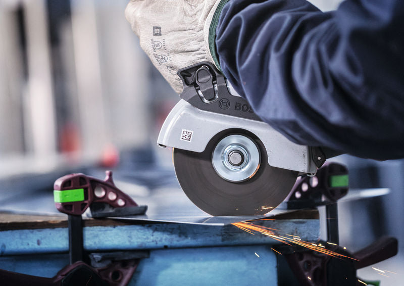 BOSCH PRO Stainless Steel and Metal lepljena rezna ploča, 150×1,6×22,23 mm, ravna, oSa - Br.disk,Expertforinox150X1.6X22.23mm,rav (2608603405)-SBT Alati Beograd