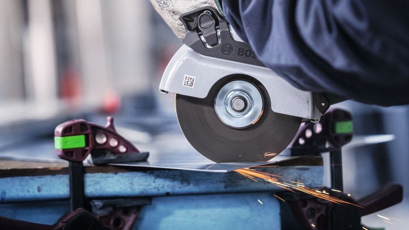 BOSCH PRO Stainless Steel and Metal lepljena rezna ploča, 150×1,6×22,23 mm, ravna, oSa - Br.disk,Expertforinox150X1.6X22.23mm,rav (2608603405)-SBT Alati Beograd