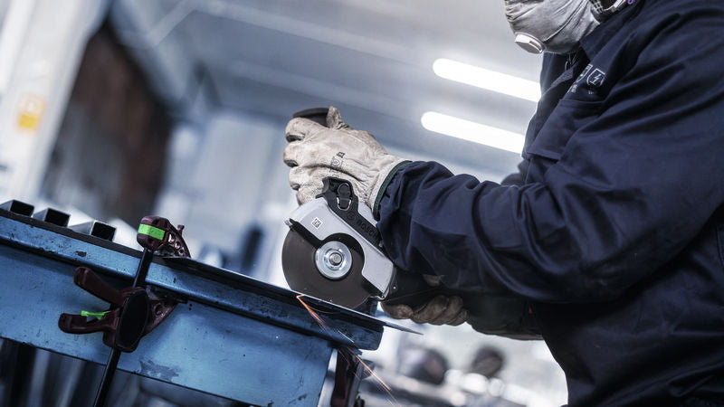 BOSCH PRO Stainless Steel and Metal lepljena rezna ploča, 150×1,6×22,23 mm, ravna, oSa - Br.disk,Expertforinox150X1.6X22.23mm,rav (2608603405)-SBT Alati Beograd