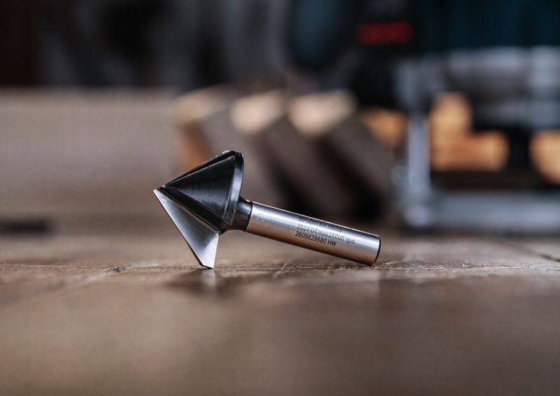 BOSCH PRO glodalo za V-kanale, 90°×Ø 31,8, prihvat 8 mm - V-glodalo za žljebove V-Groove Bit (2608629680)-SBT Alati Beograd