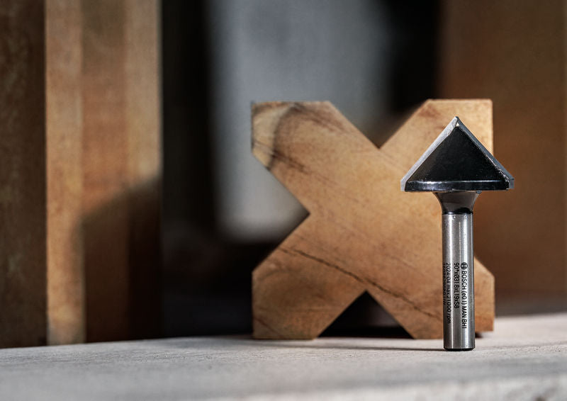 BOSCH PRO glodalo za V-kanale, 90°×Ø 31,8, prihvat 8 mm - V-glodalo za žljebove V-Groove Bit (2608629680)-SBT Alati Beograd