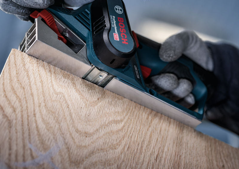 BOSCH PRO nož za rende, 82×5,5×1,1 mm - NOŽ RENDEA          82mm (2608635904)