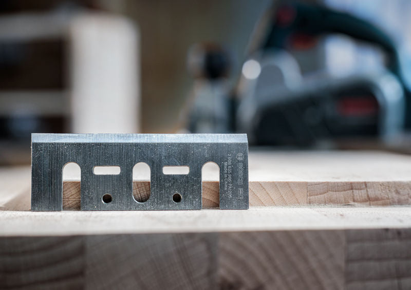 BOSCH PRO nož za rende, 82×29×3 mm - NOŽ RENDEA PRO_2x_82x29x3 (2608635905)-SBT Alati Beograd