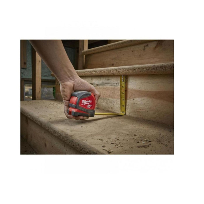 Milwaukee Kompaktni metar Pro, 8 m x 25 mm, 4932459594