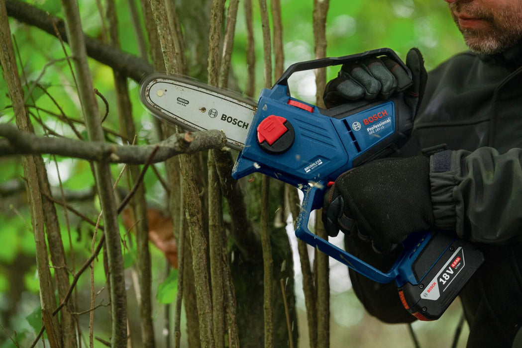 Akumulatorska lančana testera Bosch GKE 18V-15 Professional Solo bez baterije i punjača (06008D7000)-SBT Alati Beograd