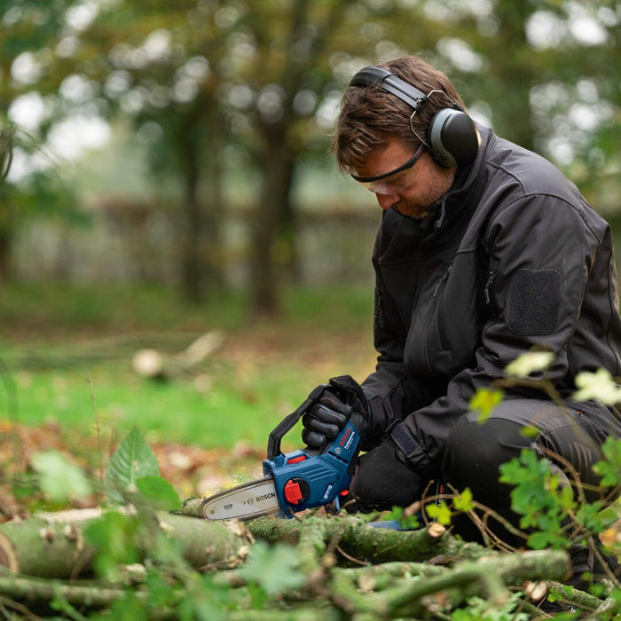 Akumulatorska lančana testera Bosch GKE 18V-15 Professional Solo bez baterije i punjača (06008D7000)-SBT Alati Beograd