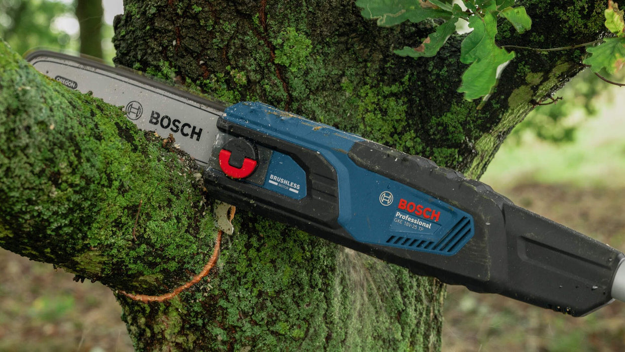 Akumulatorska lančana testera sa teleskopskom drškom Bosch GKE 18V-25 TP Solo (06008D6000)-SBT Alati Beograd