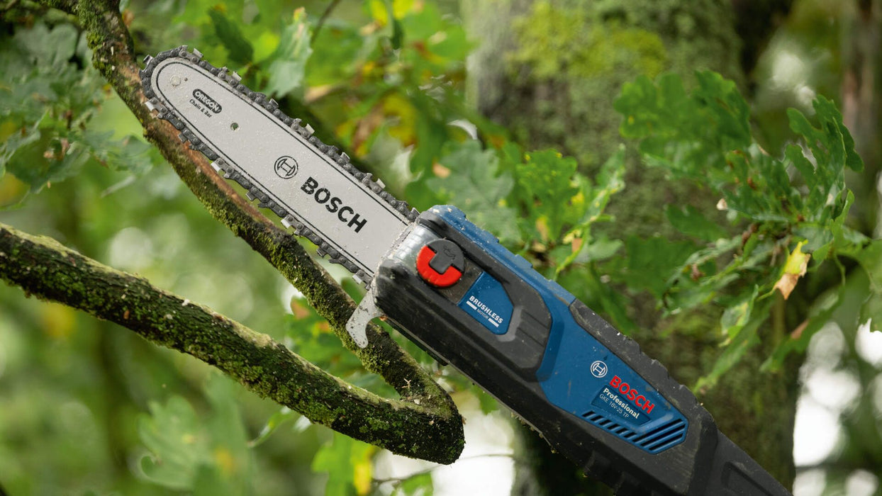 Akumulatorska lančana testera sa teleskopskom drškom Bosch GKE 18V-25 TP Solo (06008D6000)-SBT Alati Beograd