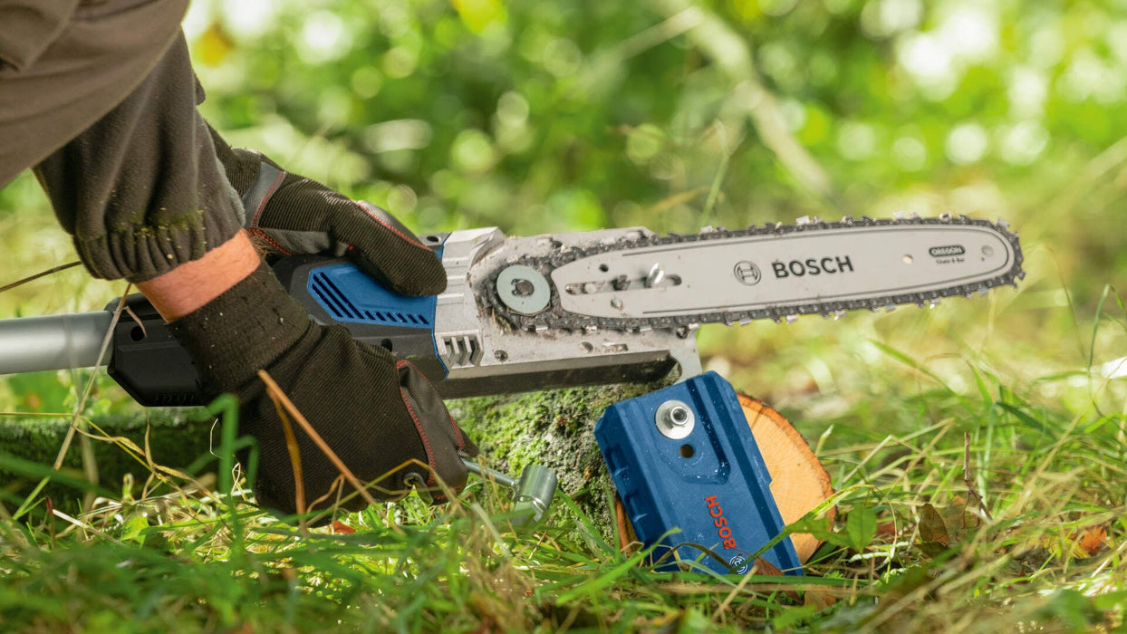 Akumulatorska lančana testera sa teleskopskom drškom Bosch GKE 18V-25 TP Solo (06008D6000)-SBT Alati Beograd