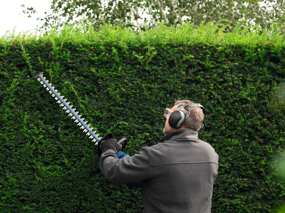 Akumulatorske makaze za živu ogradu Bosch GHE 18V-50 (II) Solo Professional bez baterije i punjača (06008C9600)-SBT Alati Beograd