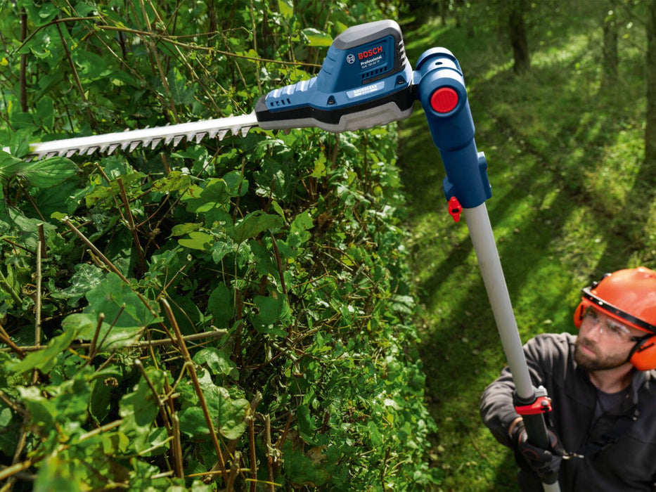 Akumulatorske teleskopske makaze za živu ogradu Bosch GHE 18V-50 TP Professional Solo (06008D5000)-SBT Alati Beograd