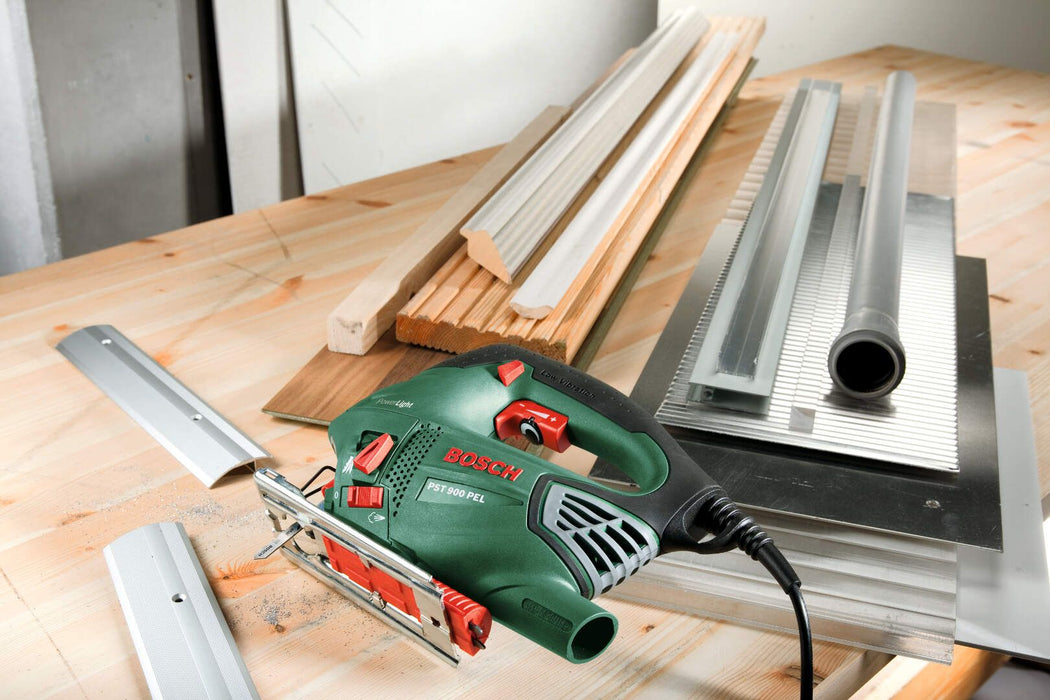 Bosch PST 900 PEL ubodna testera sa oscilacionim hodom (06033A0220) 