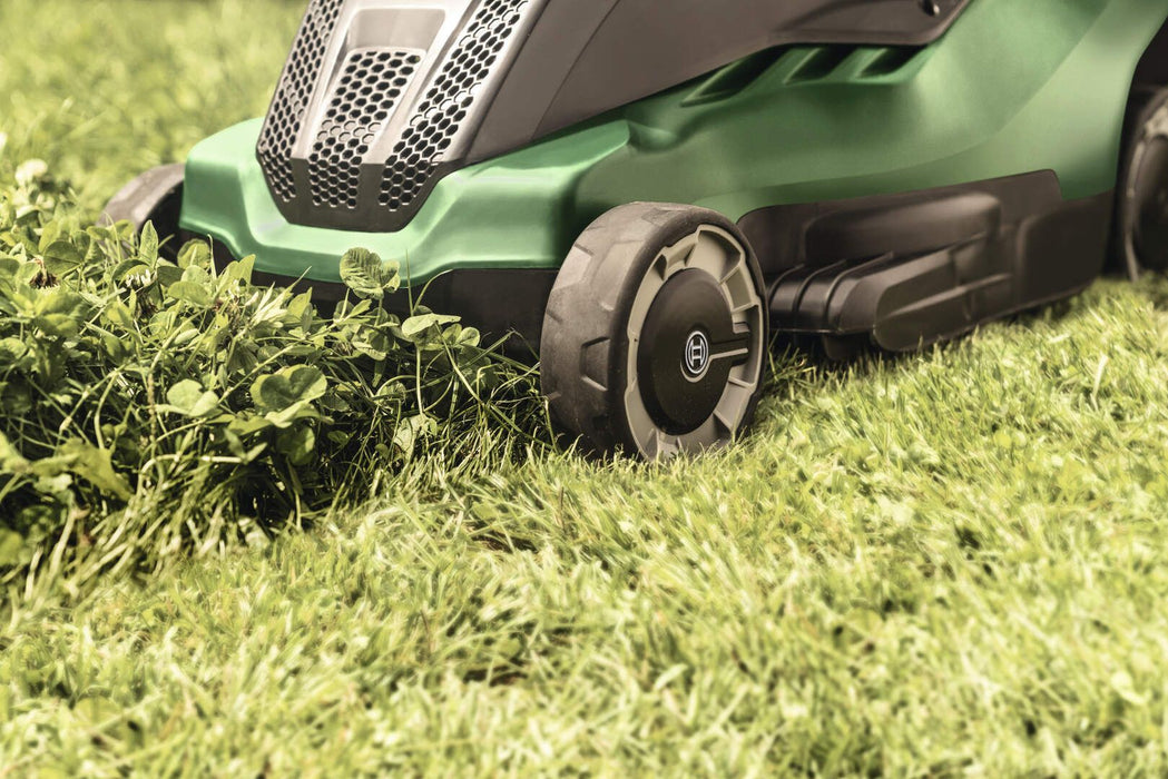 Električna kosilica za travu Bosch UniversalRotak 550; 1300W; 36cm (06008B9105)