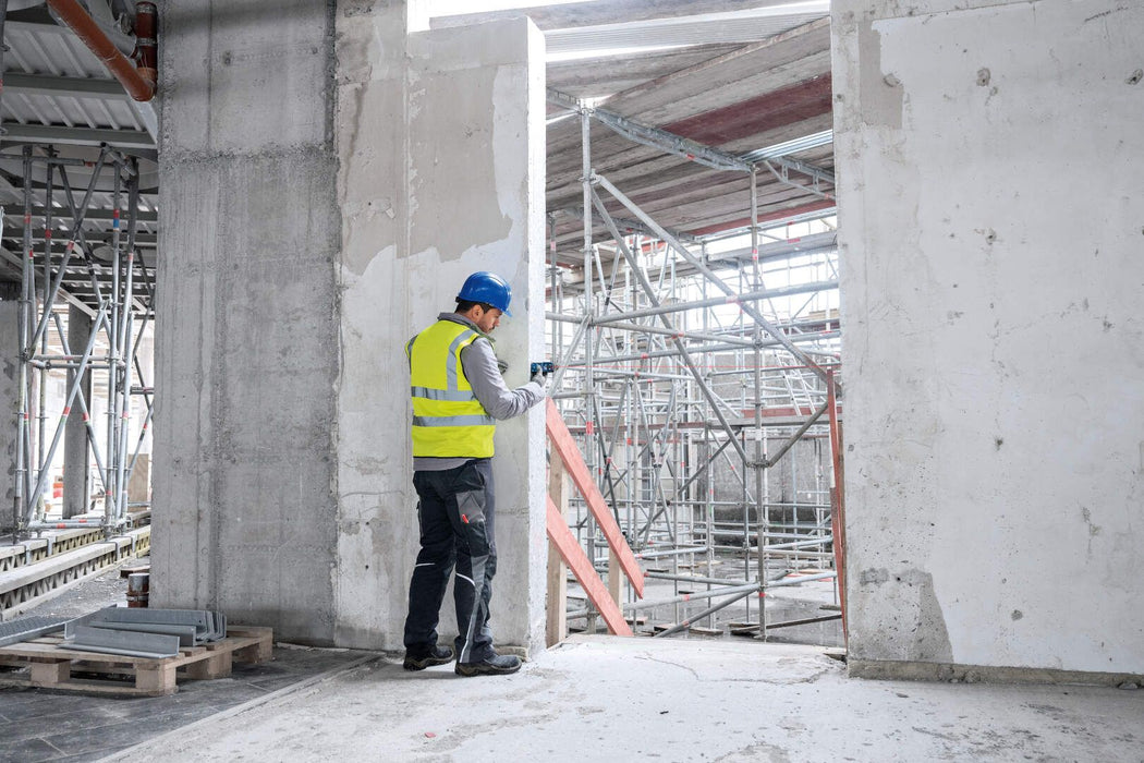 Laserski daljinomer Bosch GLM 40-31 (0601075000)-SBT Alati Beograd