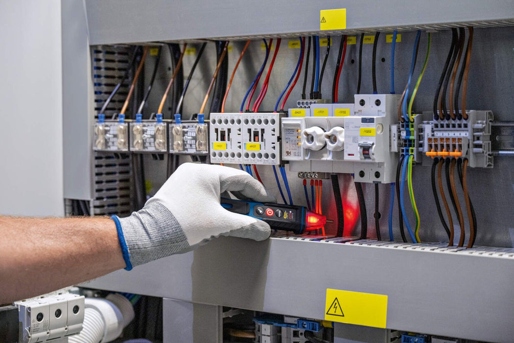 Detektor napona - tester Bosch GVD 1000-17 Professional (0601077000)-SBT Alati Beograd