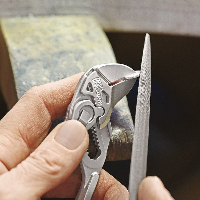 Knipex hromirana ključ klešta sa gumiranim ručkama 125mm (86 03 125)