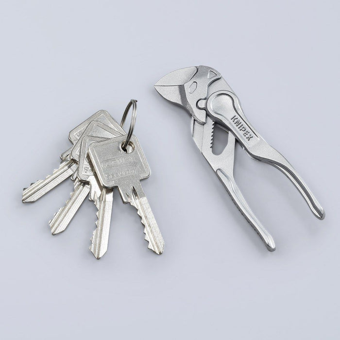 Knipex ključ XS klešta glatke čeljusti 100mm - hromirana (86 04 100)