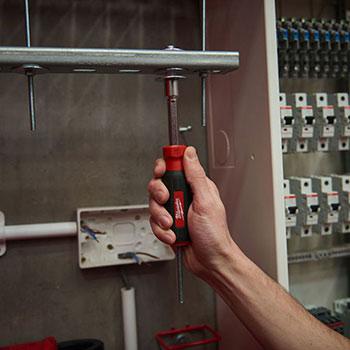 Milwaukee odvijac nasadni magnetni 6mm 48222533